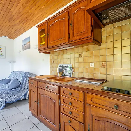 Semesterbostad Maison A Sud Avec Jardin Pour 4 Personnes - Menage Inclus - Fr-1-50-182 *