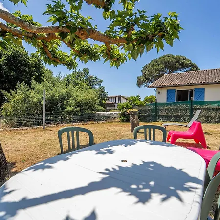 Maison A Sud Avec Jardin Pour 4 Personnes - Menage Inclus - Fr-1-50-182 Semesterbostad *